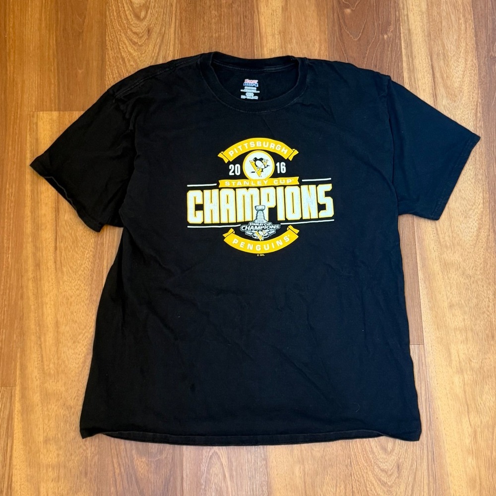 Pittsburgh Penguins 2016 NHL Stanley Cup Champions Graphic T-Shirt Men's XXL